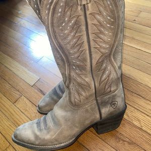 Euc ariat cowboy boots. Used for a few country concerts